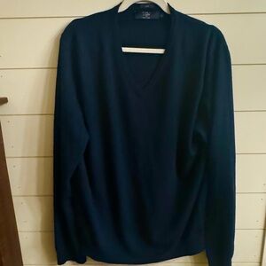 J CREW Mens V-Neck Sweater Size Slim XL Navy Blue 100% Merini Wool